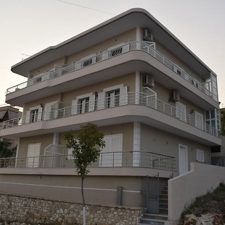 Isabela Apartments Саранде Екстериор снимка