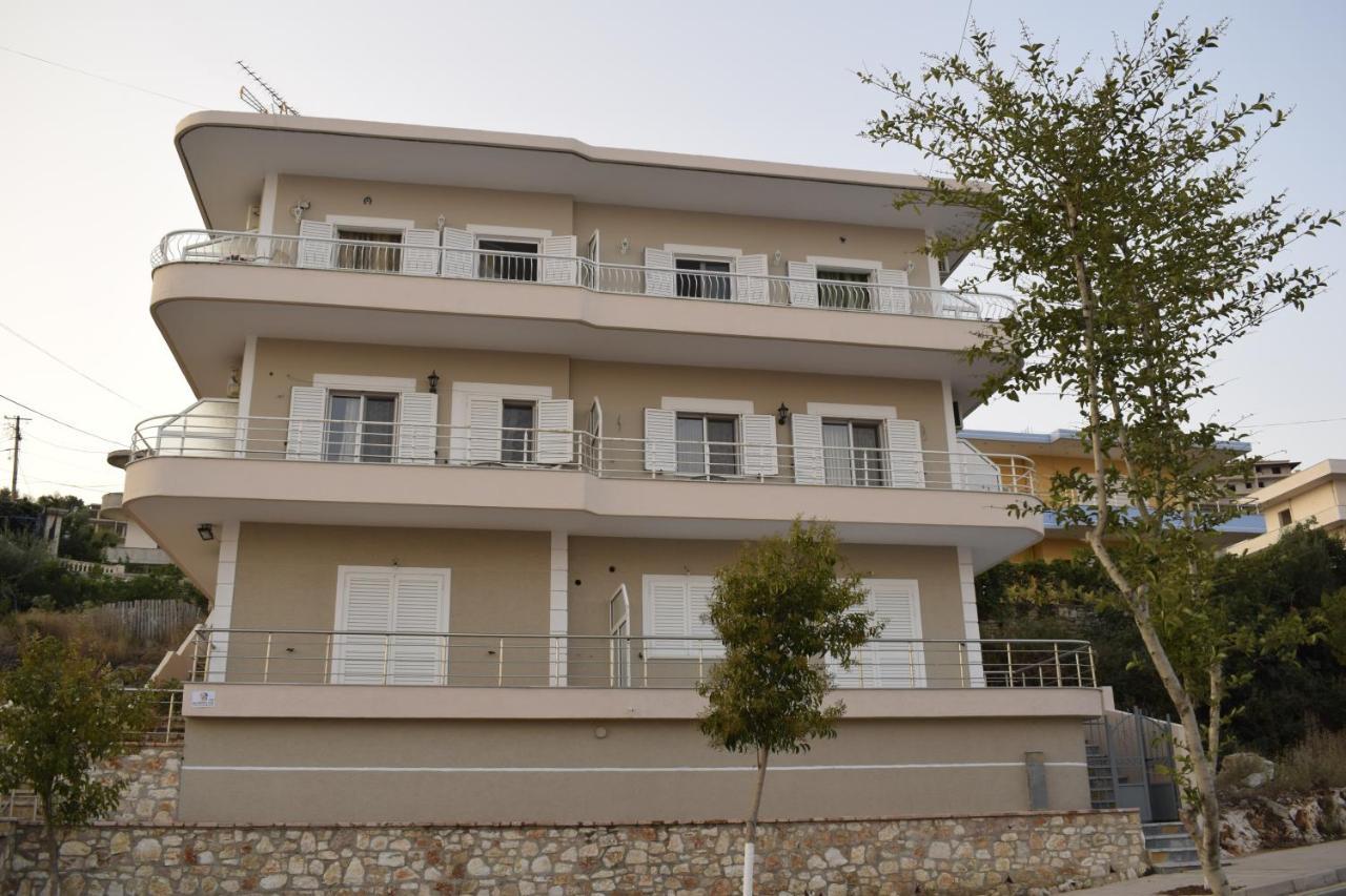 Isabela Apartments Саранде Екстериор снимка