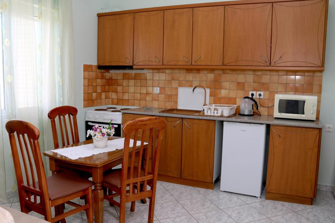 Isabela Apartments Саранде Екстериор снимка