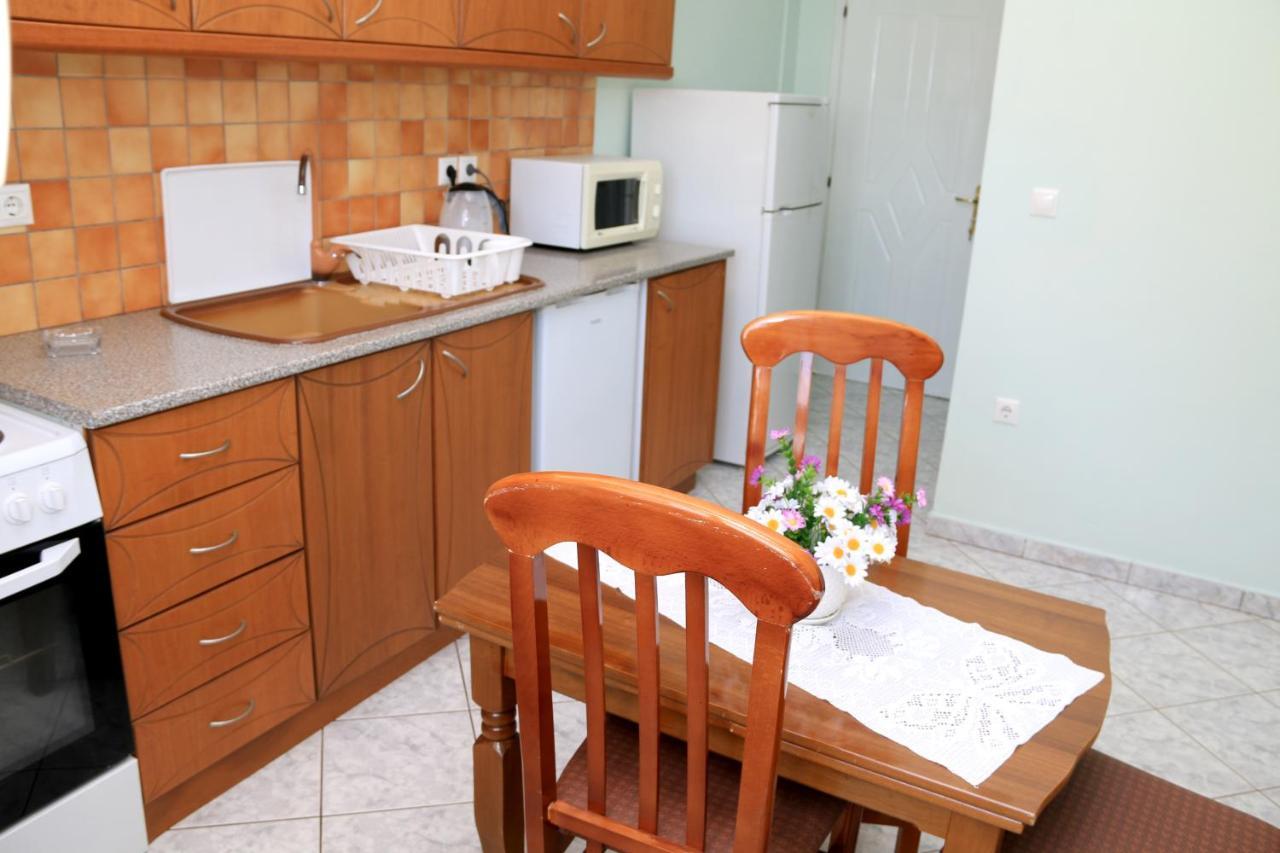 Isabela Apartments Саранде Екстериор снимка