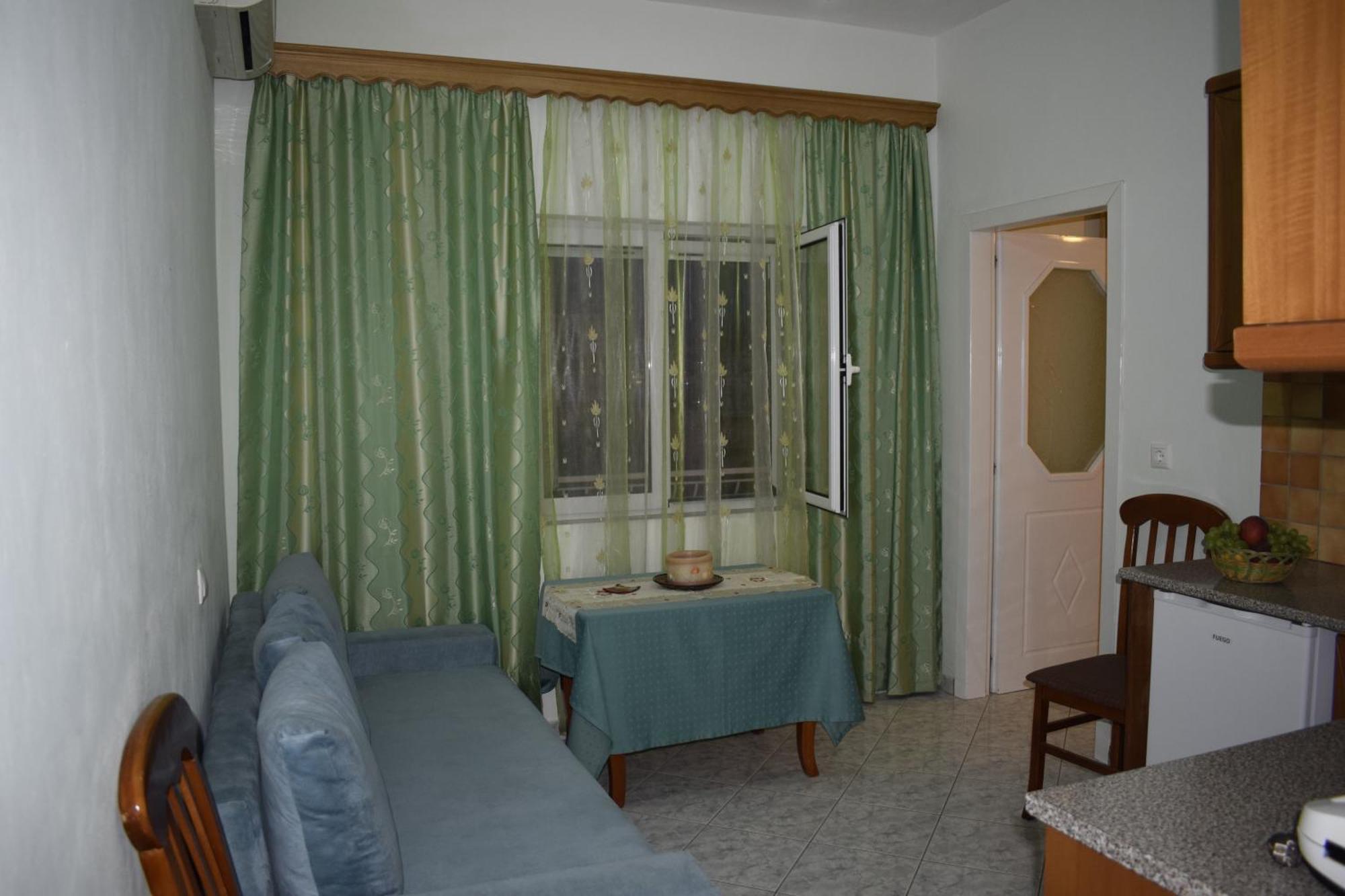 Isabela Apartments Саранде Екстериор снимка