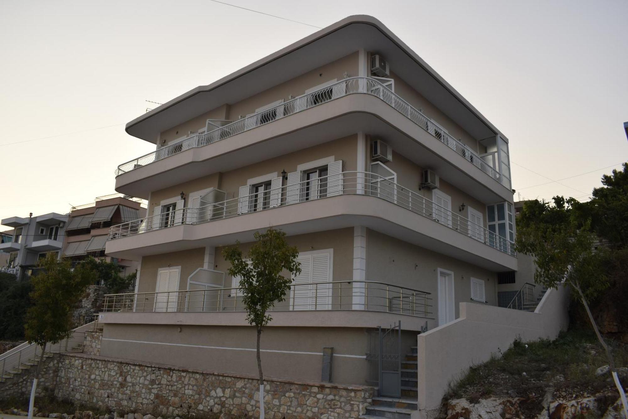 Isabela Apartments Саранде Екстериор снимка