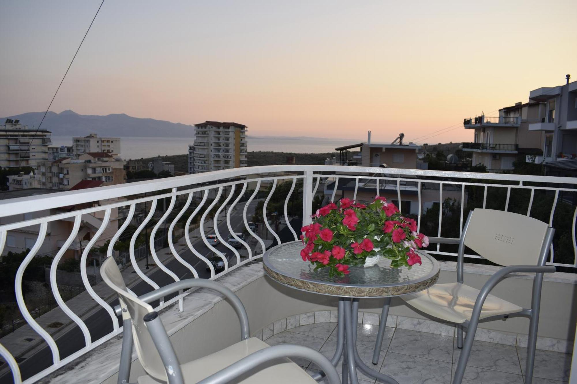 Isabela Apartments Саранде Екстериор снимка