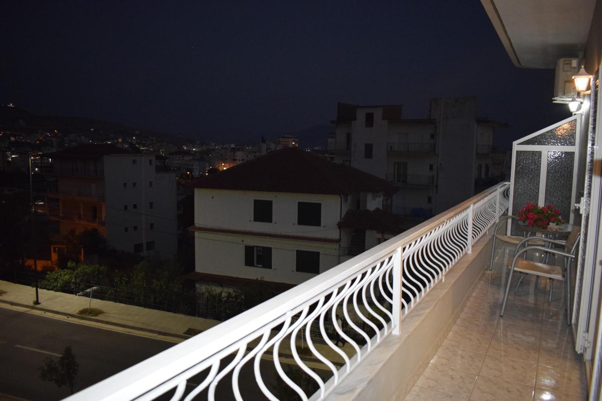 Isabela Apartments Саранде Екстериор снимка